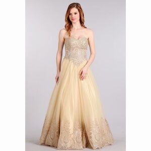 CHAMPAGNE Sweetheart Ballgown 1599